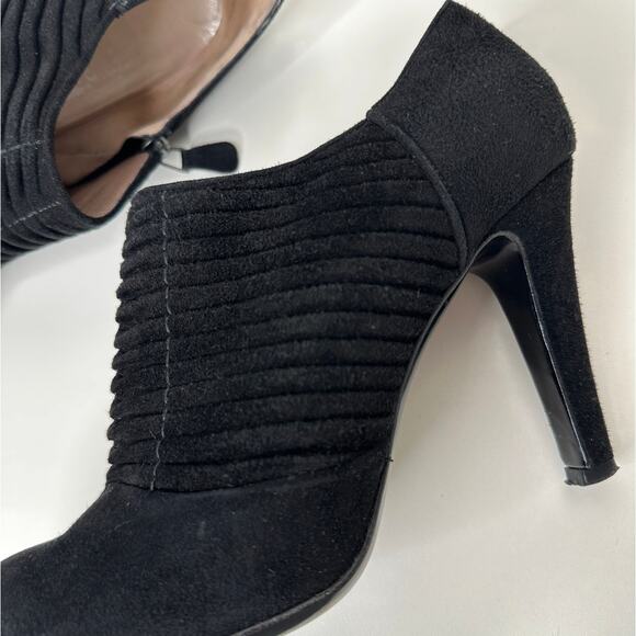 Salvatore Ferragamo Black Suede Narni Stiletto Bootie Side Zip 8 - Picture 5 of 16